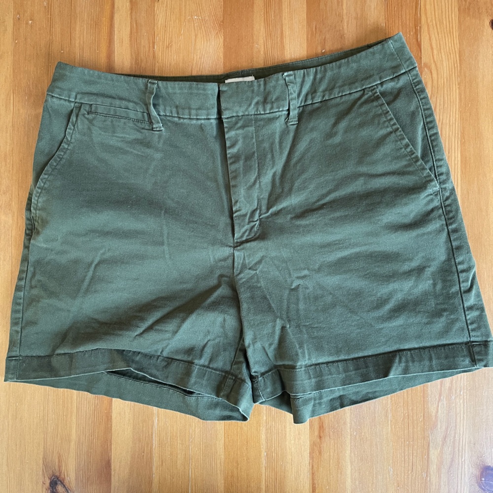a new day Women's Green Shorts